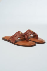 Women leather flats in brown colour with thong strap and wide fit by JULKE