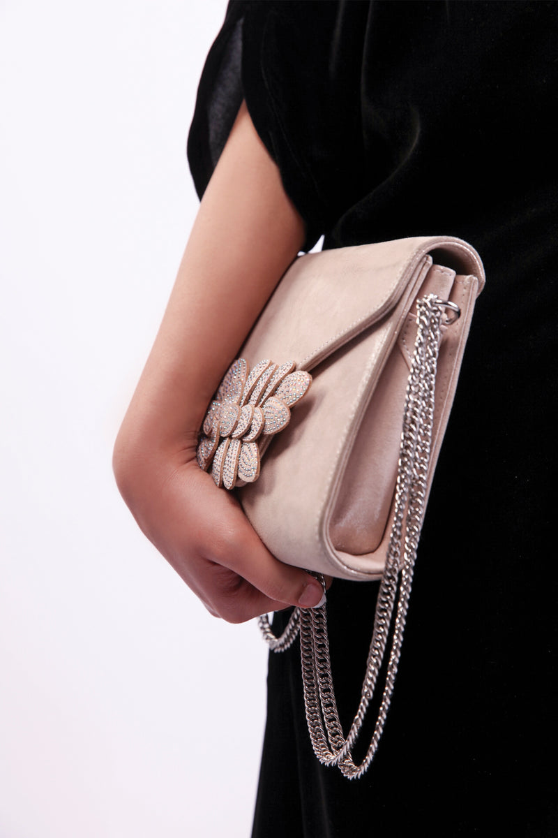 Light leather bag best sale