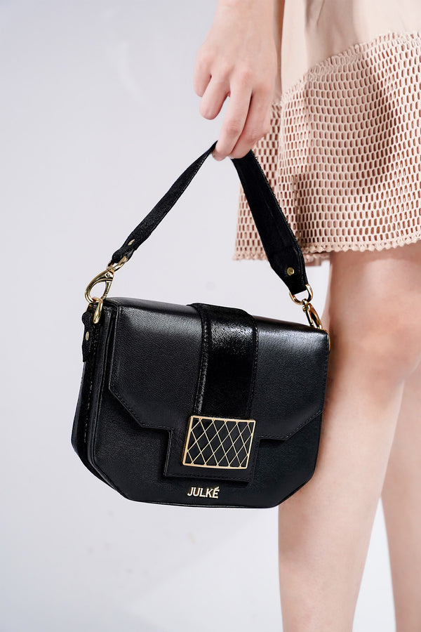 Women original leather should bag in black colour with gold & black buckle by JULKE